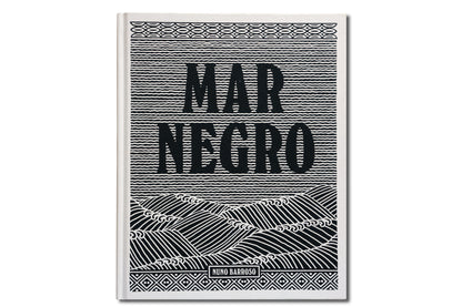 Mar Negro by Nuno Barroso