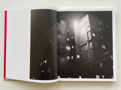 A Zona by Diogo Simões